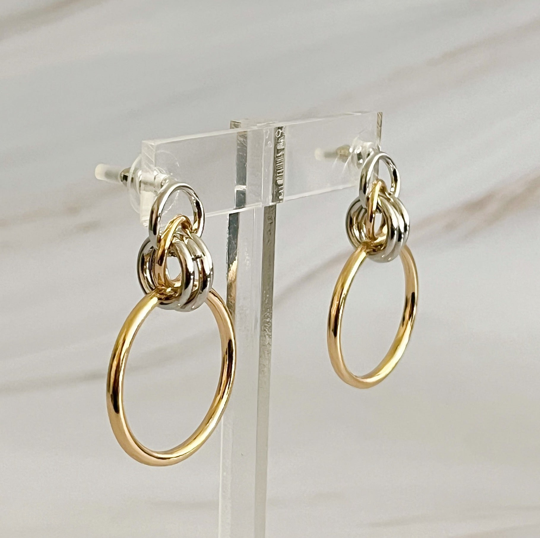 Knock On The Beauty Hoop Earrings-1