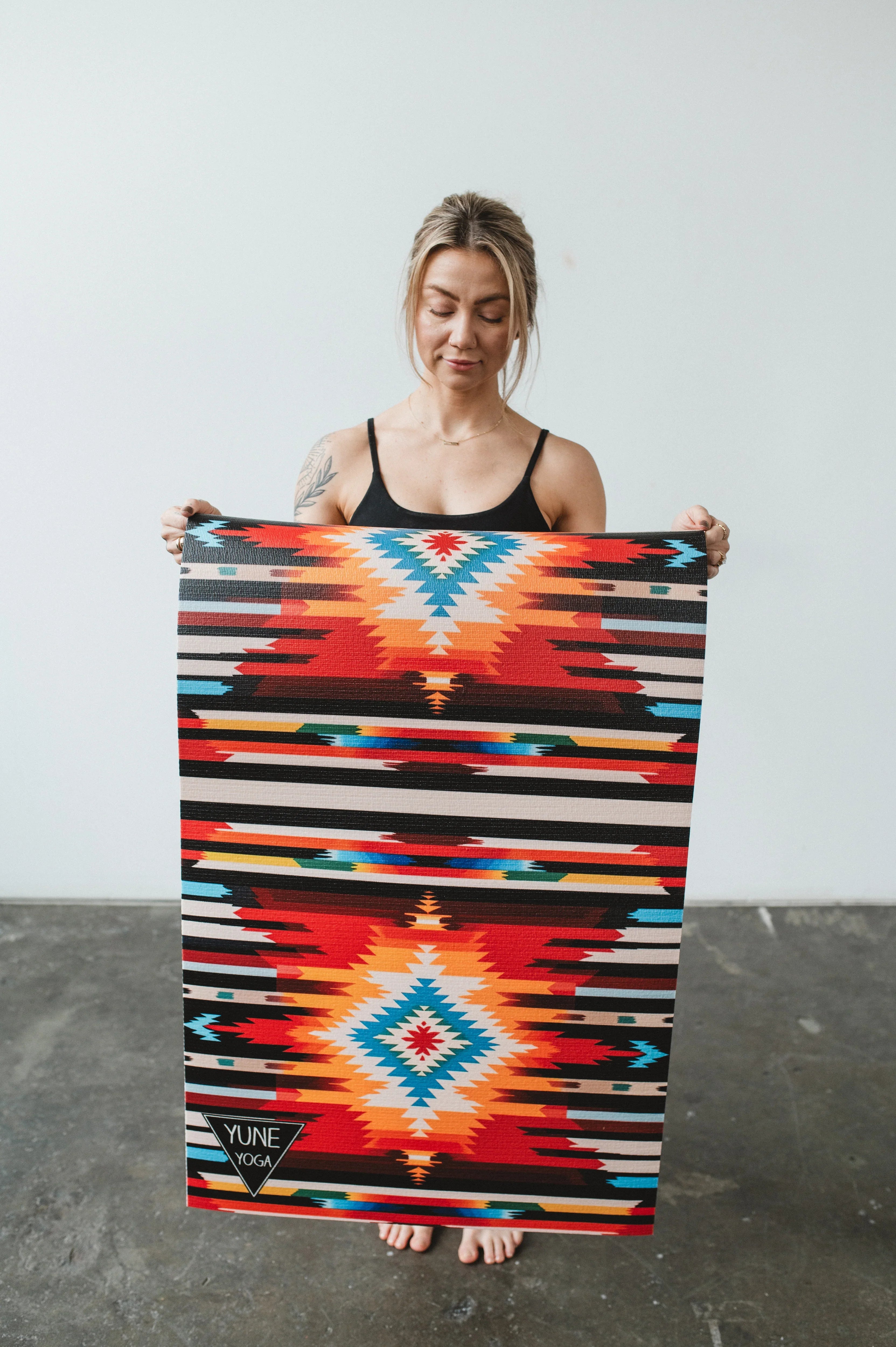 Fox Trail Yoga Mat – 6 mm Extra Thick, Double-Sided Non-Slip, Eco-Friendly PER with Multi-Color Striped Design | Yune Yoga-0