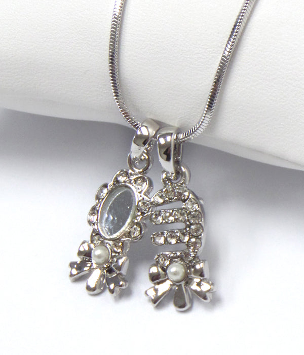 MADE IN KOREA WHITEGOLD PLATING CRYSTAL BEAUTY THEME MIRROR AND COMB PENDANT NECKLACE-0