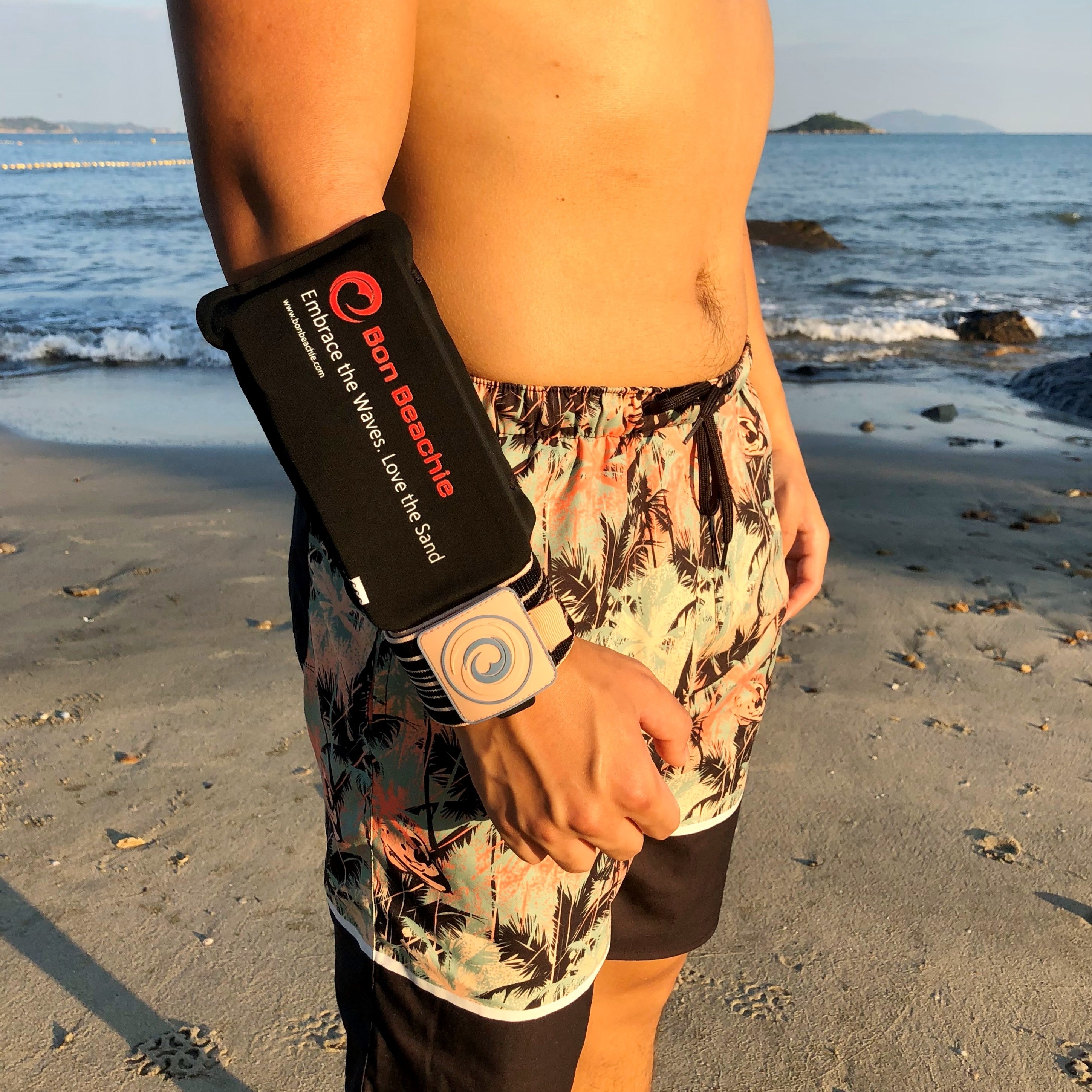 Watertight Wristband Phone Pouch